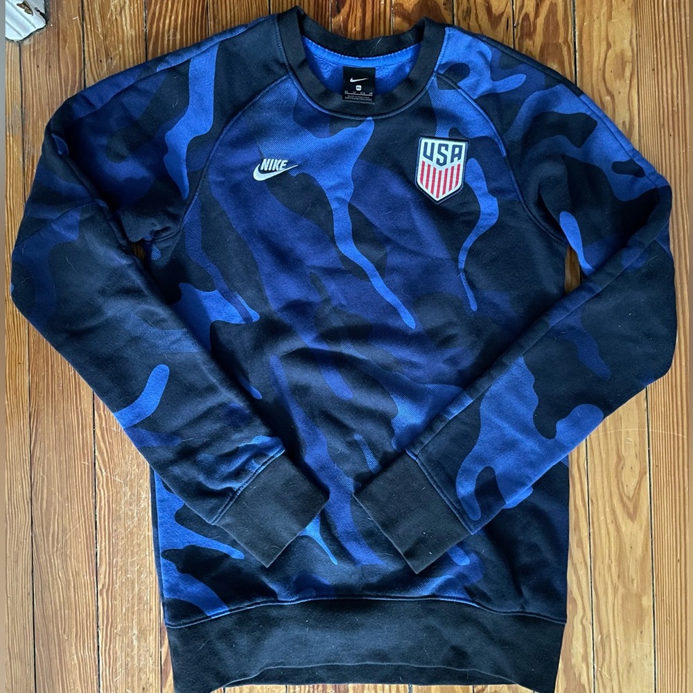 Nike US Men's Fleece Long-Sleeve Soccer Crew
